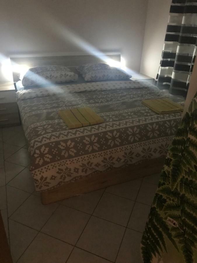 Apartman Petra 2 Vir Ngoại thất bức ảnh