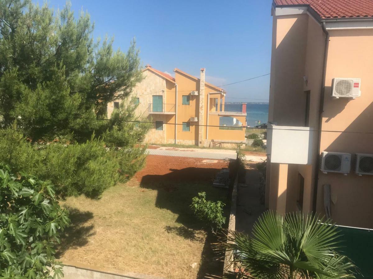 Apartman Petra 2 Vir Ngoại thất bức ảnh